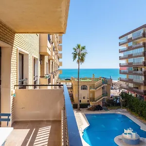 https://estupendo-piso-en-primera-linea-de-playa-ronda-iv.1costadelsol.com