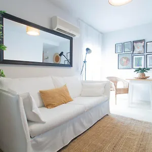 https://budget-beach-studio-22.topcostabravahotels.com